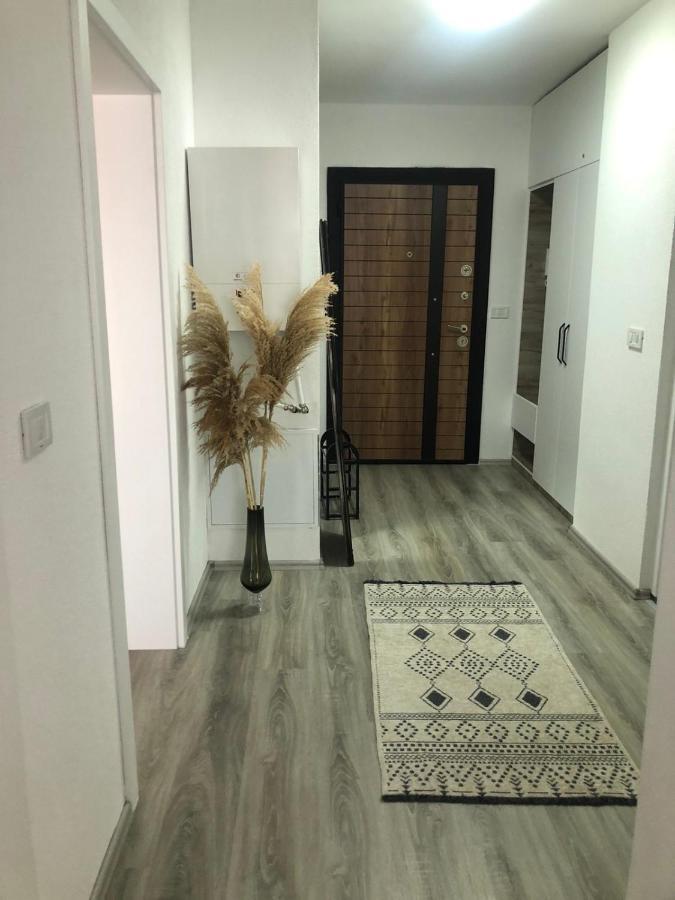 Apartment Prizreni-Free Private Parking Zewnętrze zdjęcie