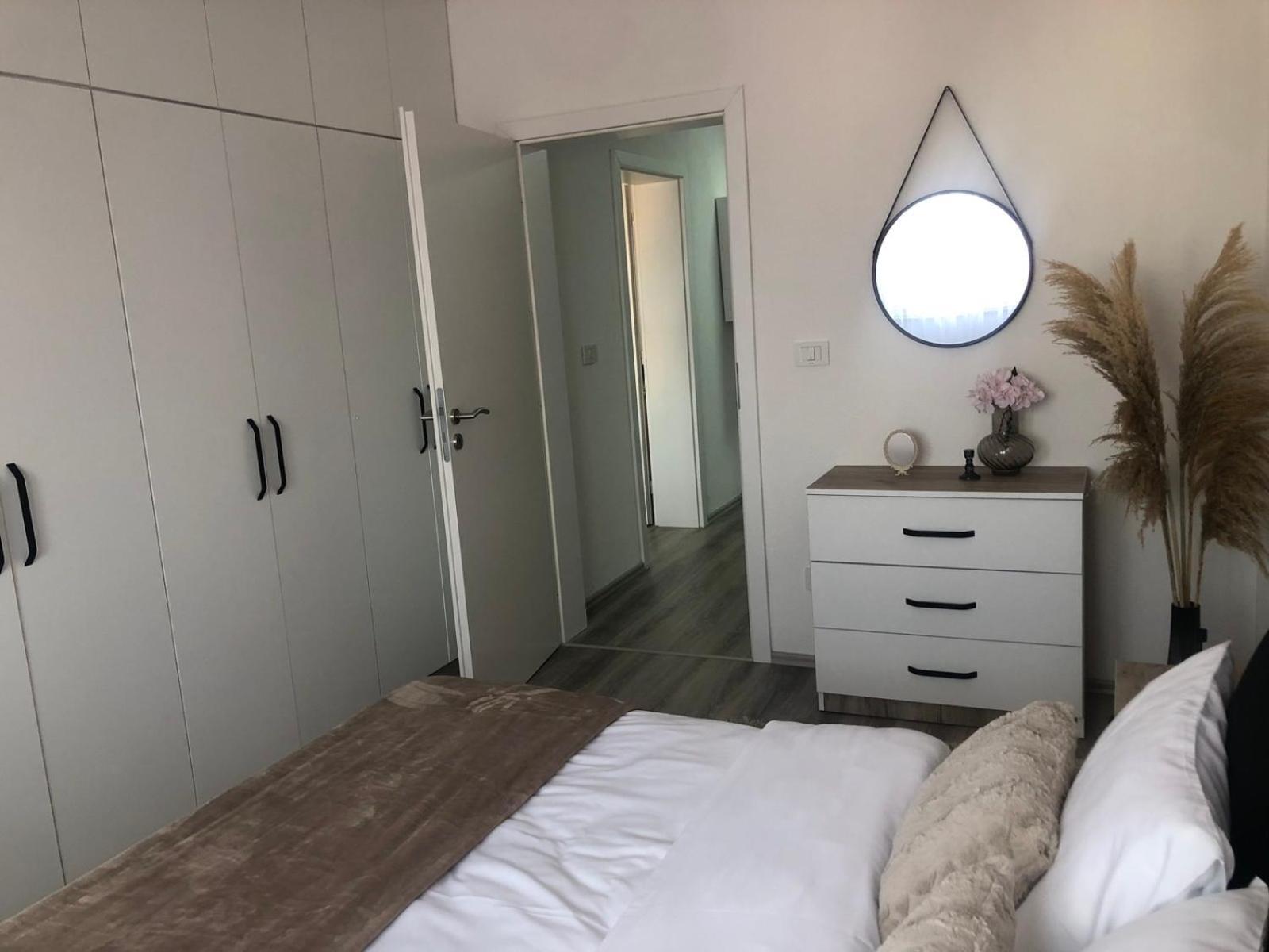 Apartment Prizreni-Free Private Parking Zewnętrze zdjęcie