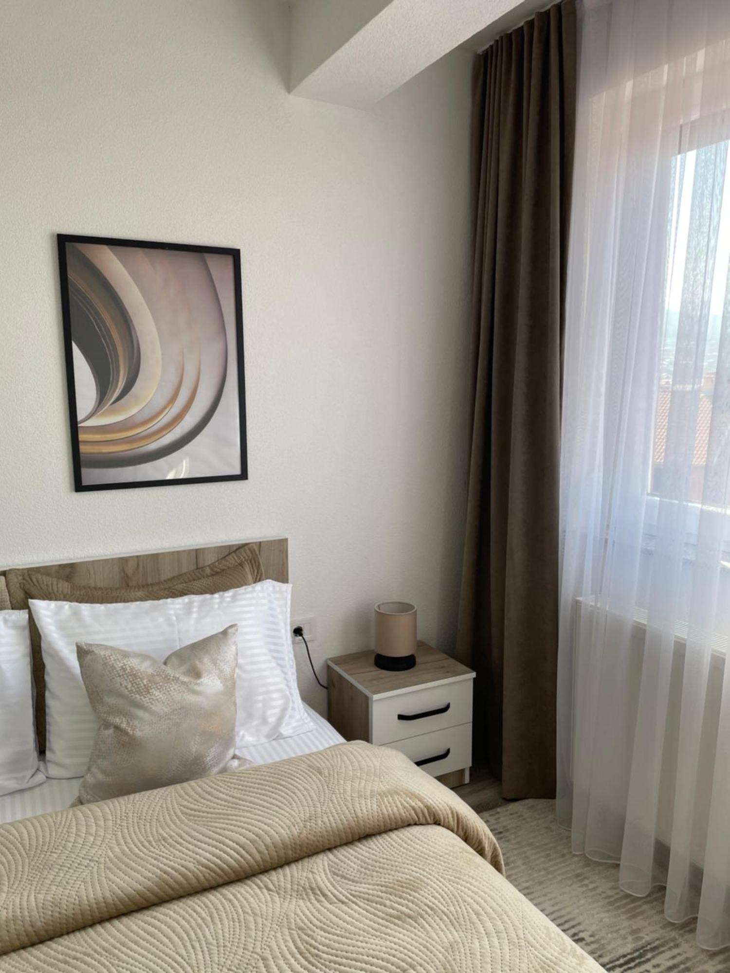 Apartment Prizreni-Free Private Parking Zewnętrze zdjęcie