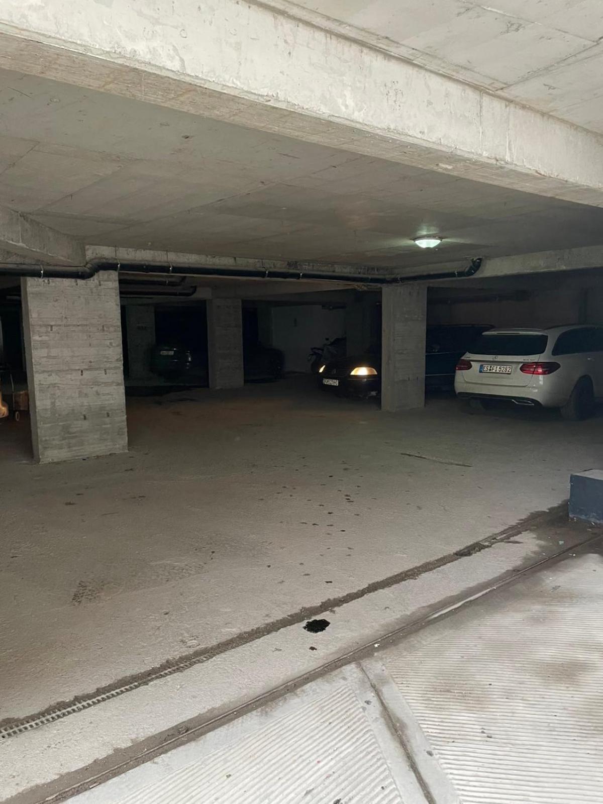Apartment Prizreni-Free Private Parking Zewnętrze zdjęcie