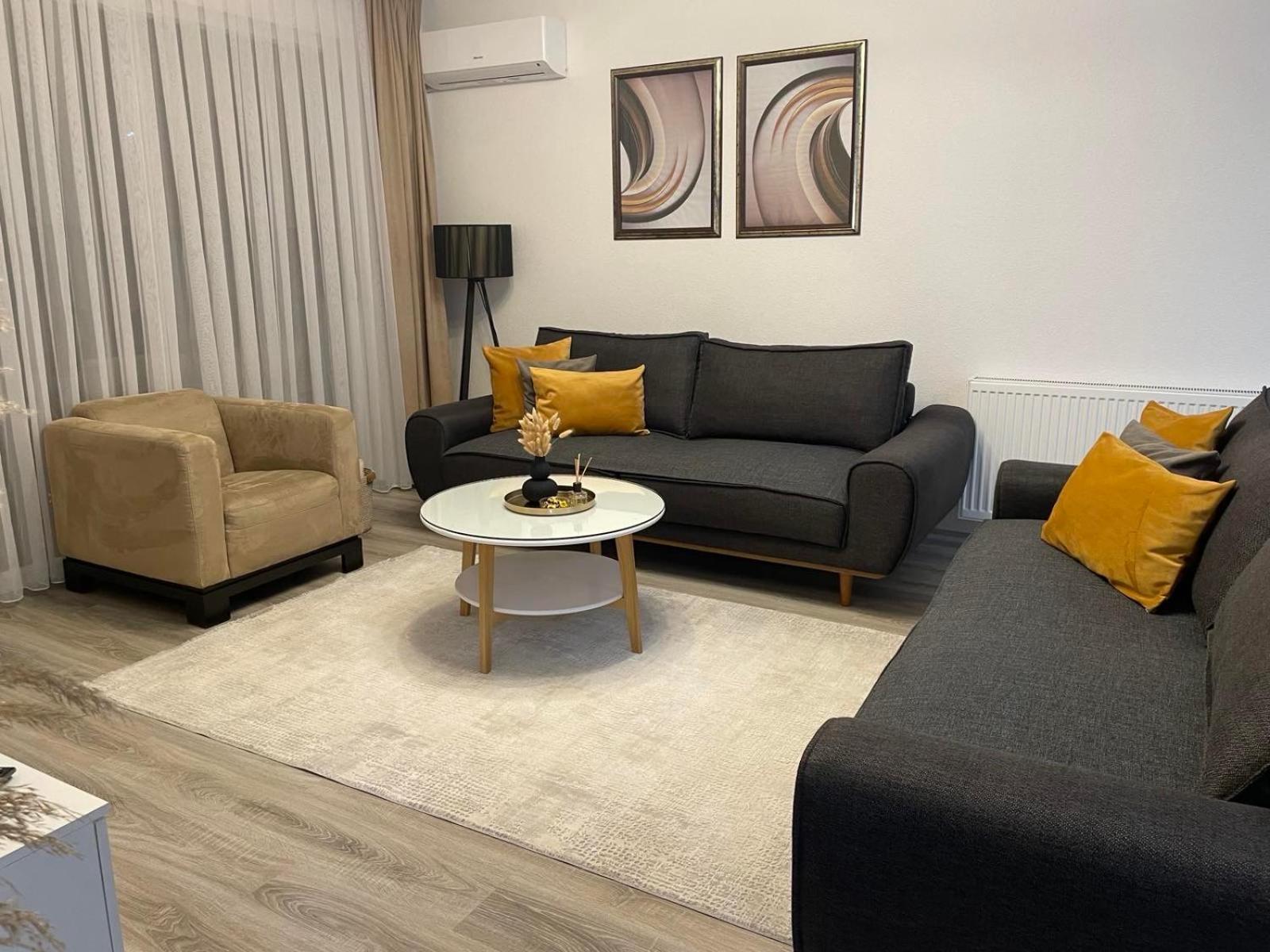 Apartment Prizreni-Free Private Parking Zewnętrze zdjęcie